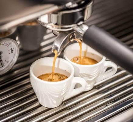 Blog - Wat zijn vette koffiebonen - Vette koffiebonen in je koffiemachine